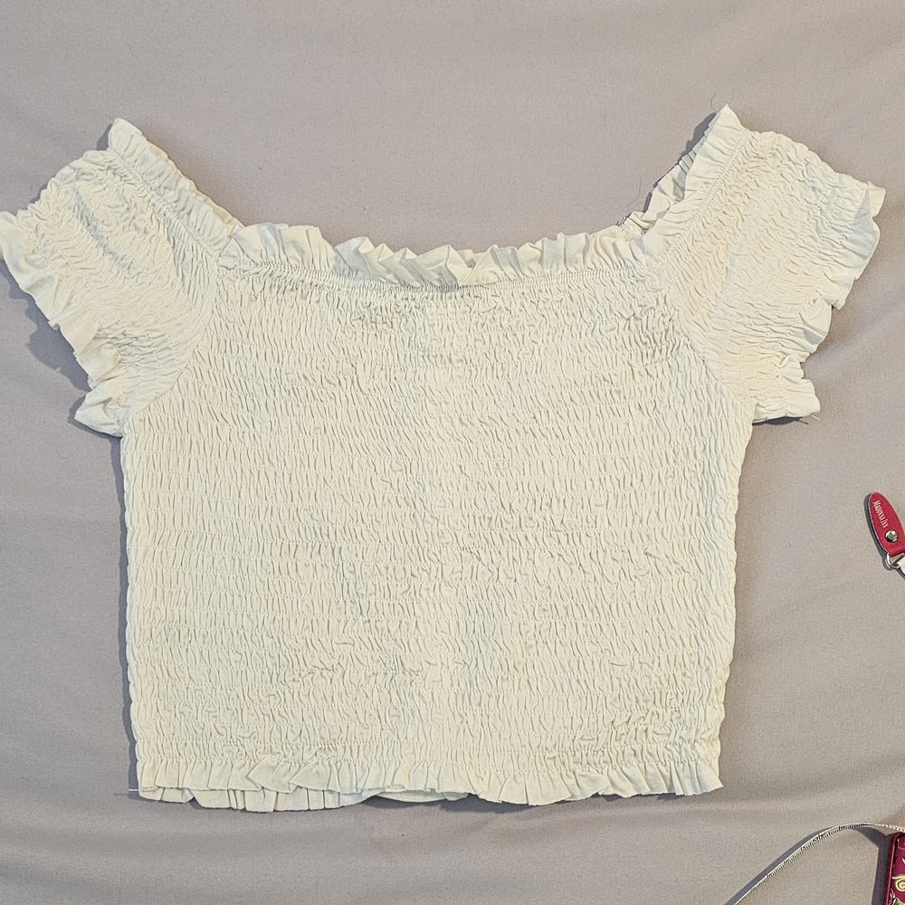 White Off-Shoulder Ruched Crop Top - Picture 6 of 6